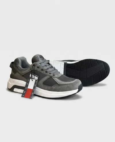 TM Jean Sneakers