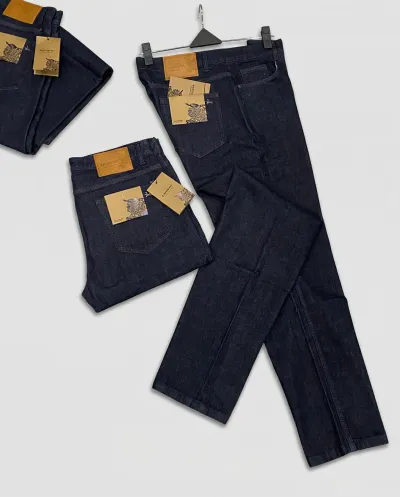 HIGH QUALITY PLAIN STRAIGHT CUT JEANS