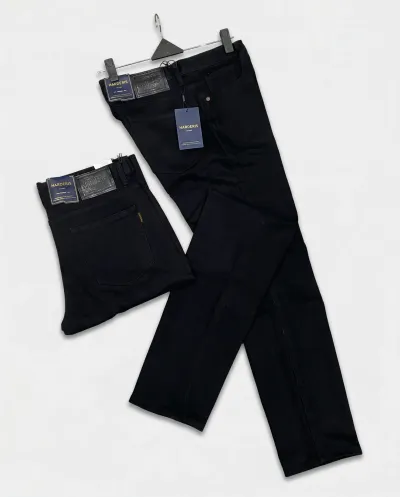 HIGH QUALITY PLAIN STRAIGHT CUT JEANS
